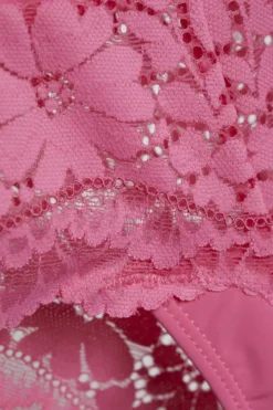 Brasil-Slip mit Spitze