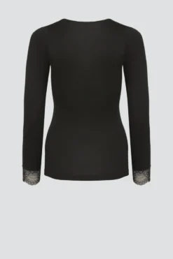 Shirt aus Modal mit Spitze