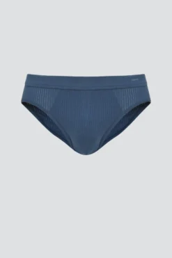 Slip mit Nadelzug
